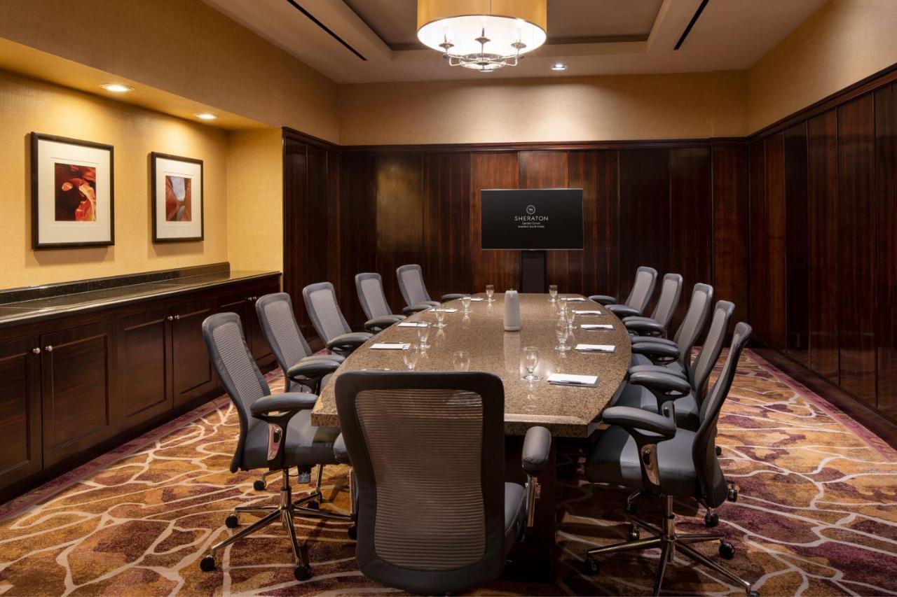 Sheraton Garden Grove-Anaheim South מראה חיצוני תמונה